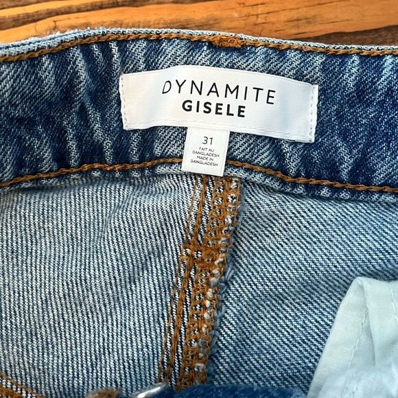 Dynamite Gisele straight leg button-fly cut off jean - Picture 4 of 6